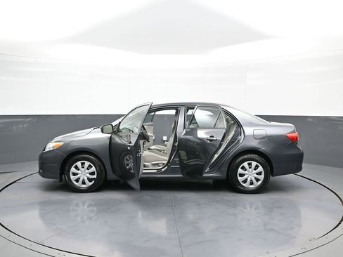 Used 2012 Toyota Corolla LE image 42