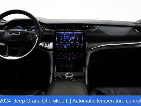Used 2024 Jeep Grand Cherokee L Limited w/ Luxury Tech Group II image 8