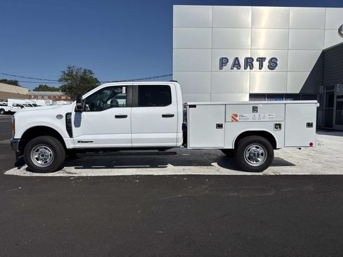 New 2026 Ford F350 XL w/ XL Chrome Package AWD/4WD image 6
