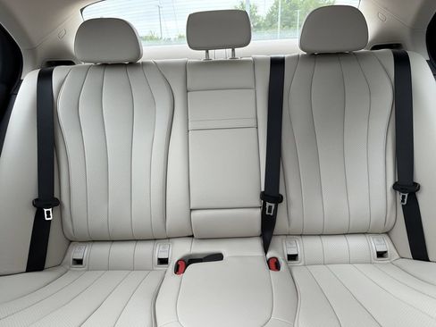 New 2026 Mercedes-Benz E 350 4MATIC Sedan image 28