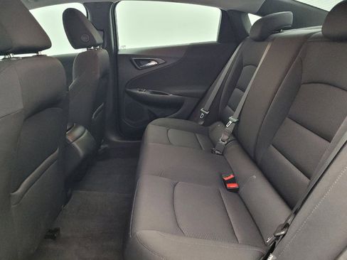 Used 2021 Chevrolet Malibu LS image 18