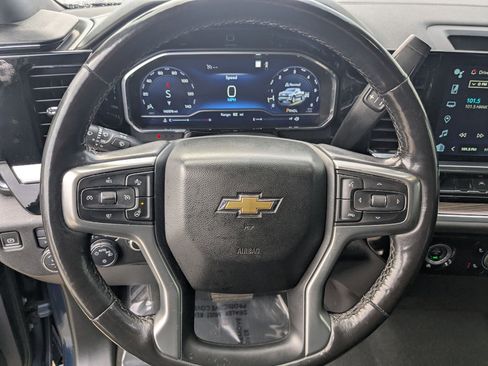 Used 2022 Chevrolet Silverado 1500 LT image 14
