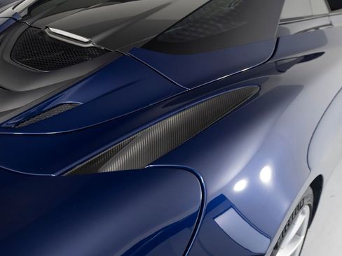 Used 2020 McLaren 720S Spider RWD image 43