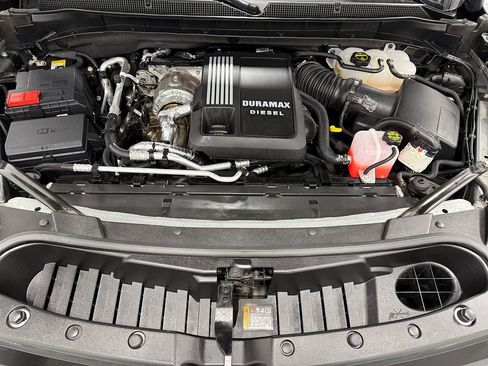 Used 2024 Chevrolet Suburban RST w/ Luxury Package image 37