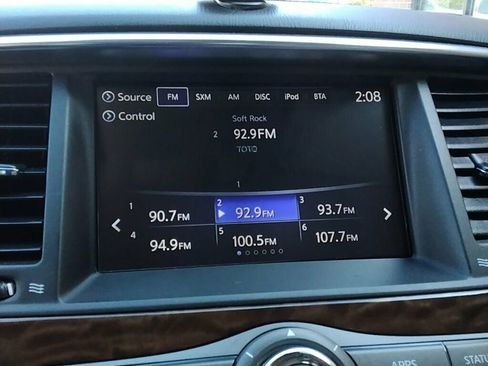 Used 2018 Nissan Armada SL image 22