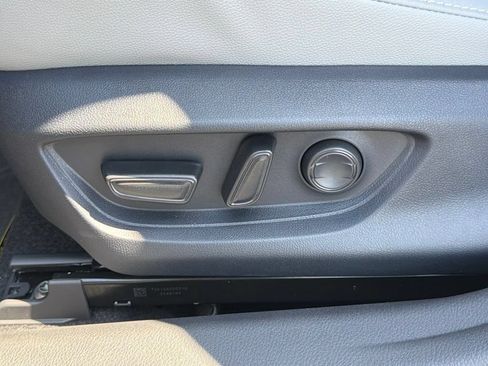 New 2026 Toyota Camry SE FWD image 22