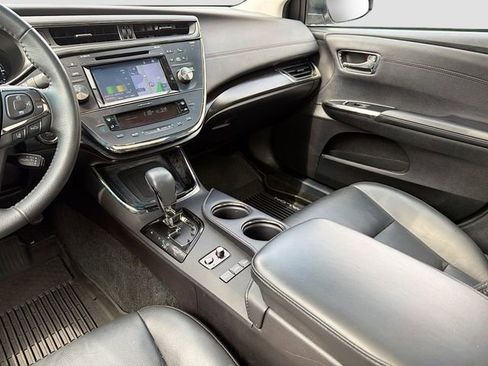 Used 2018 Toyota Avalon XLE Premium w/ All Weather Liner Package FWD image 23