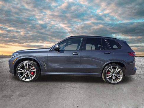 Used 2021 BMW X5 M50i image 5