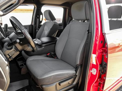 Used 2023 RAM 3500 Big Horn AWD/4WD image 37