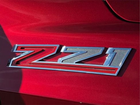 Used 2022 Chevrolet Tahoe Z71 w/ Luxury Package image 9