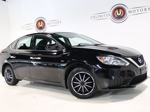 Used 2017 Nissan Sentra S image 60
