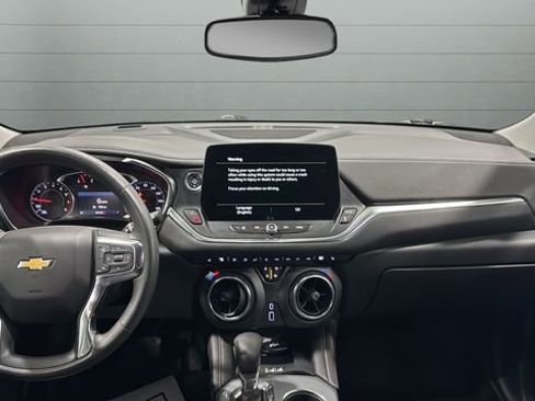 Used 2024 Chevrolet Blazer LT w/ Convenience Package image 9