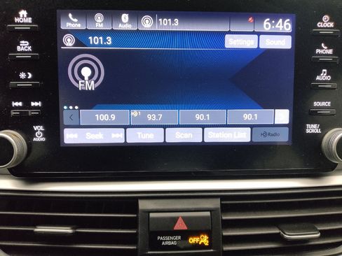 Used 2020 Honda Accord EX-L image 25