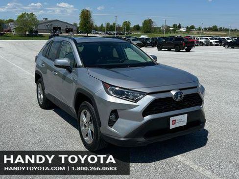 Certified 2021 Toyota RAV4 XLE Premium AWD/4WD image 1