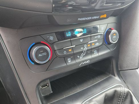 Used 2015 Ford Focus ST w/ Equipment Group 401A FWD image 22