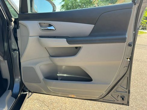 Used 2016 Honda Odyssey EX-L image 29