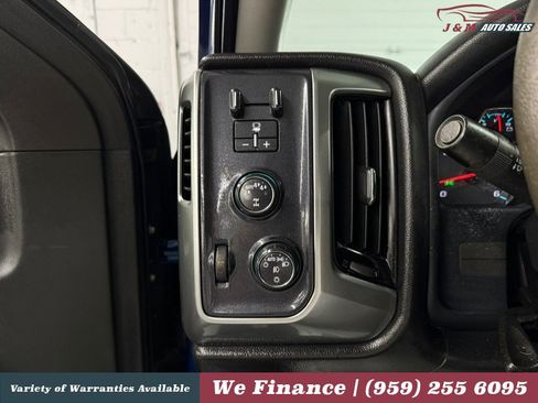 Used 2017 Chevrolet Silverado 1500 LT AWD/4WD image 25