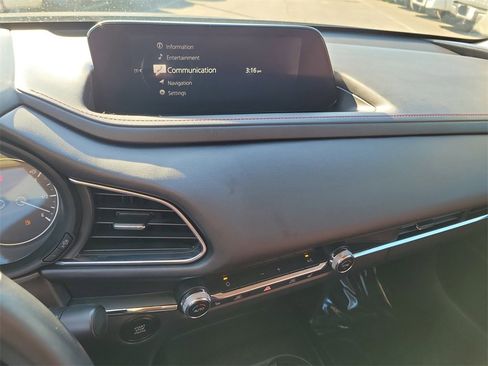 Used 2022 MAZDA CX-30 AWD 2.5 S w/ Preferred Package image 8