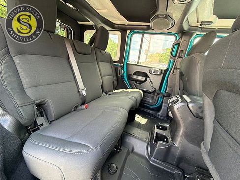 Used 2020 Jeep Wrangler Unlimited Sport S AWD/4WD image 19