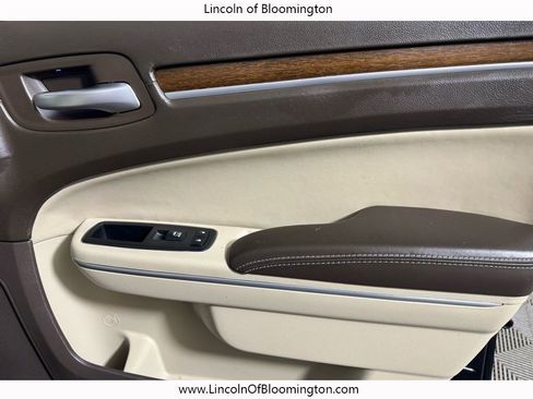 Used 2013 Chrysler 300 C Luxury Series w/ Harman Kardon Audio Group image 19