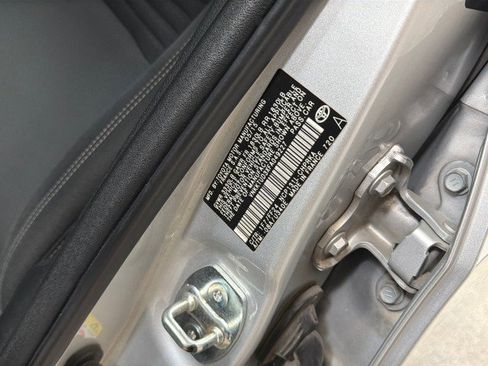 Used 2015 Toyota Yaris SE image 56