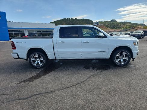 Used 2022 RAM 1500 Laramie w/ Sport Appearance Package AWD/4WD image 6