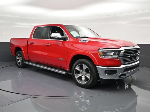 Used 2022 RAM 1500 Laramie AWD/4WD image 5