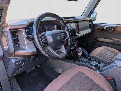 Used 2022 Ford Bronco Outer Banks AWD/4WD image 13