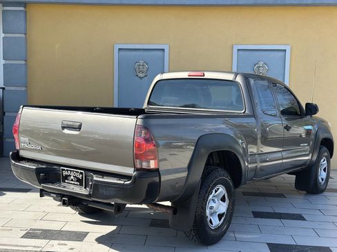Used 2012 Toyota Tacoma 4x4 Access Cab image 11