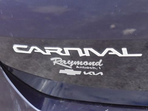 Used 2024 Kia Carnival LX FWD image 15