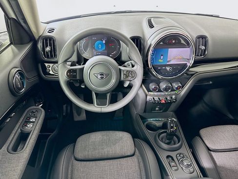 Certified 2024 MINI Cooper Countryman S FWD image 23