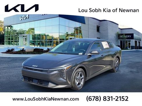 New 2026 Kia K4 FWD image 1