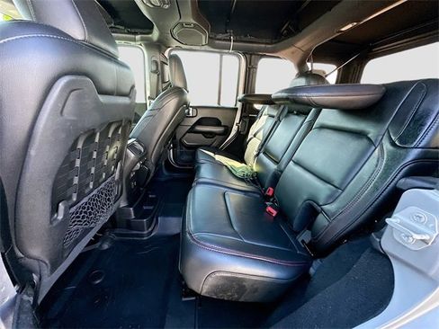 Used 2019 Jeep Wrangler Unlimited Rubicon image 23