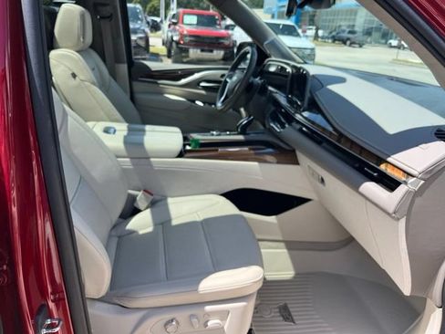 Certified 2023 Cadillac Escalade Premium Luxury Platinum w/ LPO, Radiant Package RWD image 40