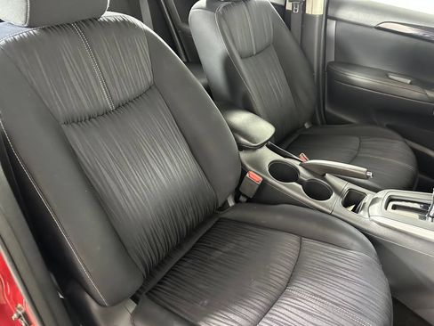 Used 2016 Nissan Sentra SV FWD image 26