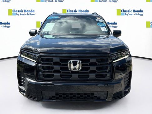 Certified 2026 Honda Pilot Sport image 2