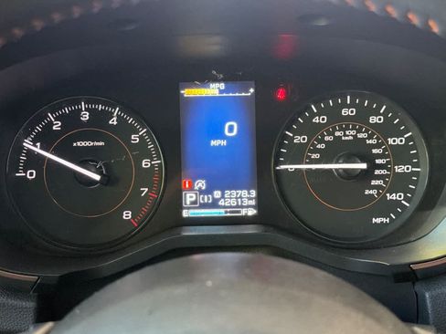 Used 2020 Subaru Crosstrek 2.0i Premium w/ Moonroof Package 2 AWD/4WD image 27