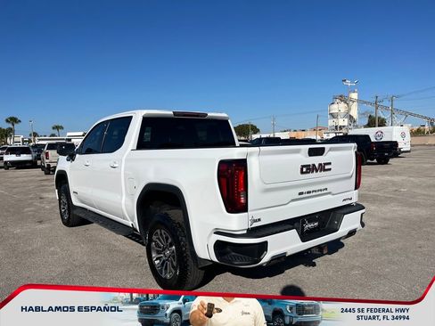 Used 2021 GMC Sierra 1500 AT4 image 5