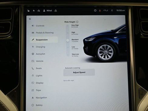 Used 2017 Tesla Model X 90D image 29