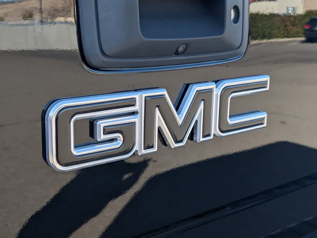 Used 2019 GMC Sierra 3500 Denali w/ Duramax Plus Package AWD/4WD image 9