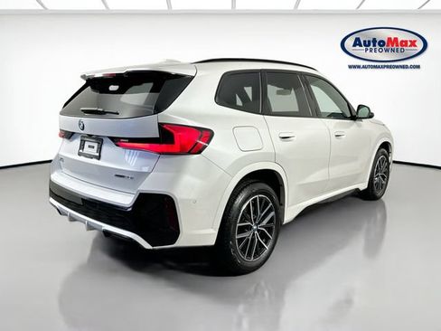 Used 2025 BMW X1 xDrive28i AWD/4WD image 2