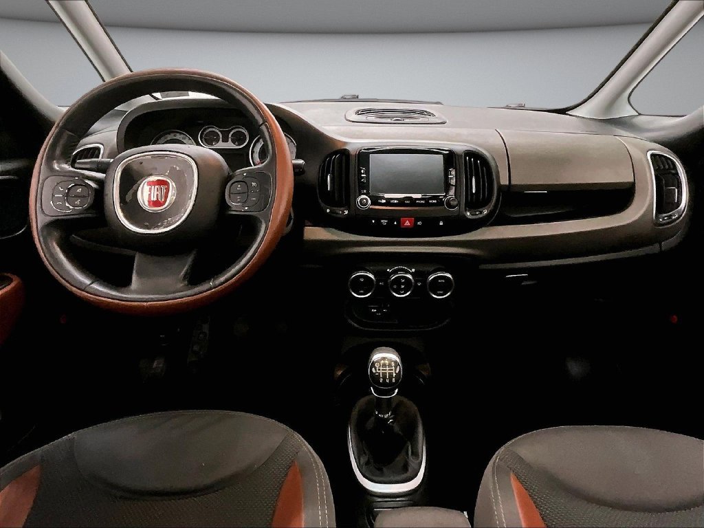 Used 2014 FIAT 500L Trekking w/ Popular Equipment Group FWD image 7