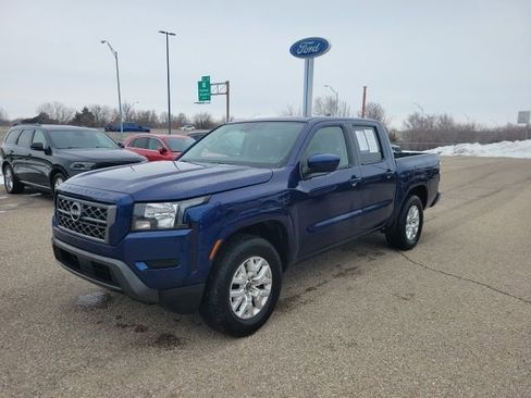 Used 2023 Nissan Frontier SV image 15