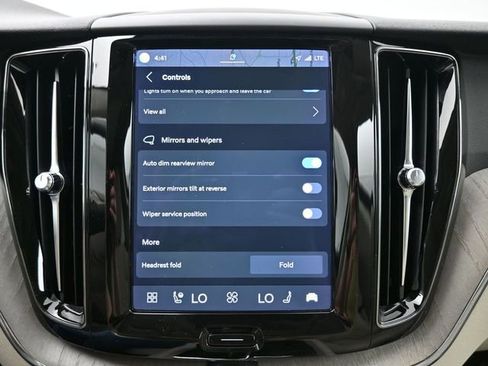 Used 2023 Volvo XC60 B5 Plus w/ Climate Package image 17