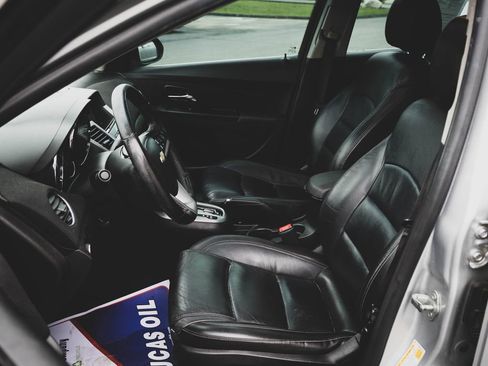 Used 2014 Chevrolet Cruze LTZ w/ RS Package FWD image 19