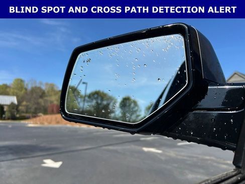 Used 2020 GMC Yukon XL Denali w/ Open Road Package image 11