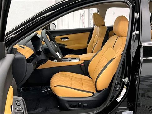 New 2025 Nissan Sentra SV w/ SV Premium Package image 9