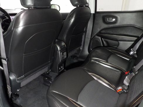 Used 2019 Jeep Compass Limited AWD/4WD image 11