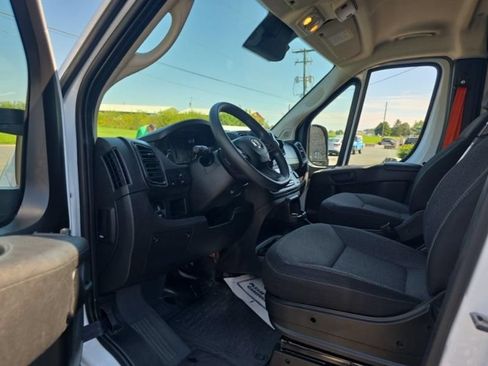 Used 2023 RAM ProMaster 3500 w/ Driver Convenience Group FWD image 9