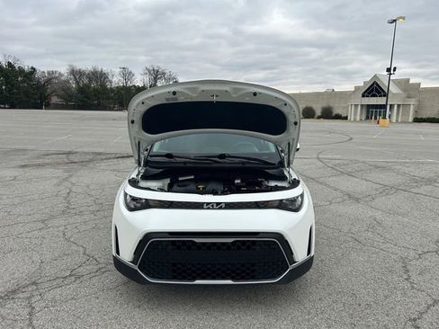 Used 2025 Kia Soul LX image 16